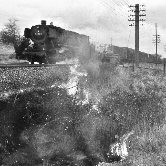 Böschungsbrand bei Eutingen | 16.2.1972 | Quelle: Peter Schiffer, Bildarchiv Eisenbahnstiftung