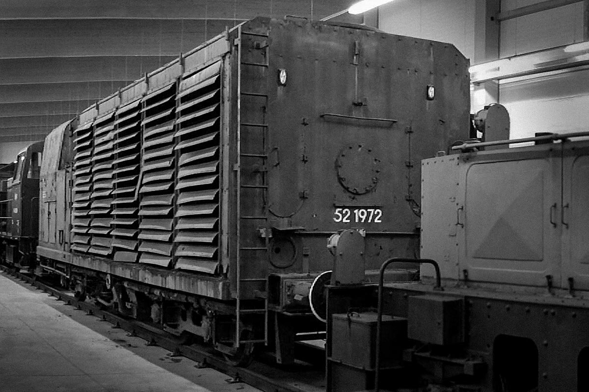 The condensing tender in black and white