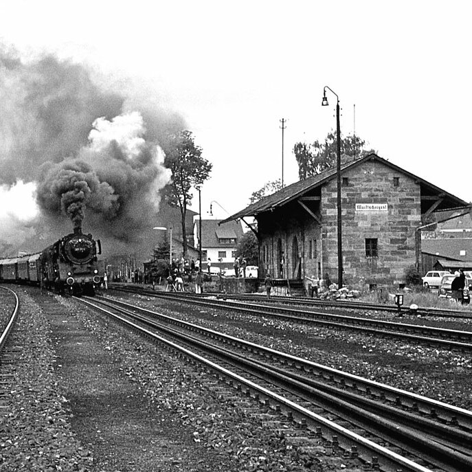 Goods shed with 001 farewell train | 02-06-1973 | Source: Gernot Dietel
