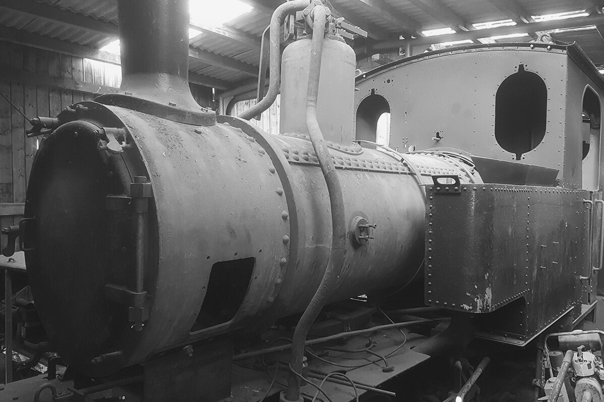 Steam locomotive 6 in black and white