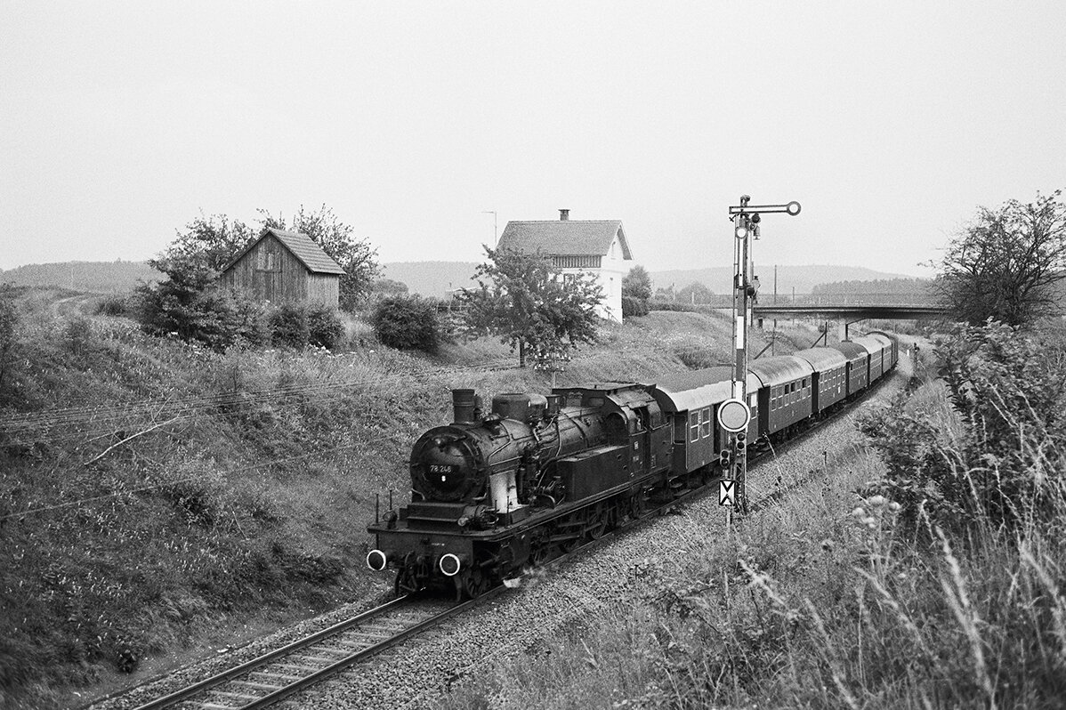 Steam locomotive 78-246 at work in black and white